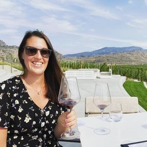 Meet your Posher, Steph